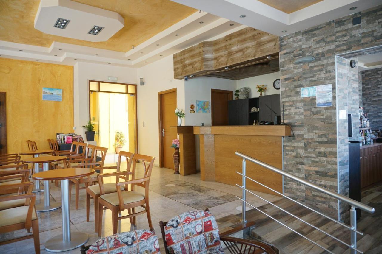 Katerini Apartments Hotel Platanias Extérieur photo